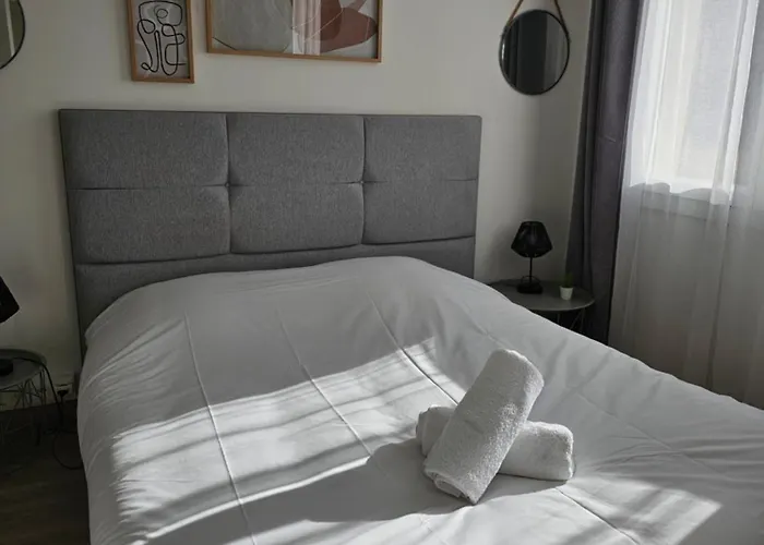 Apartman Dolmen Adrien 3 *